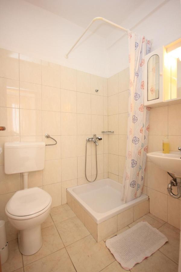 Apartments By The Sea Sali, Dugi Otok - 8121 ภายนอก รูปภาพ
