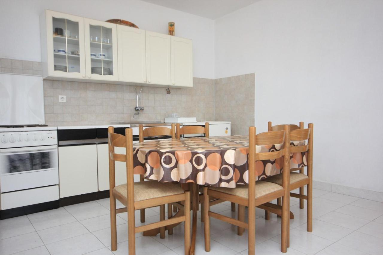Apartments By The Sea Sali, Dugi Otok - 8121 ภายนอก รูปภาพ