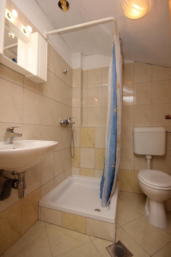 Apartments By The Sea Sali, Dugi Otok - 8121 ภายนอก รูปภาพ