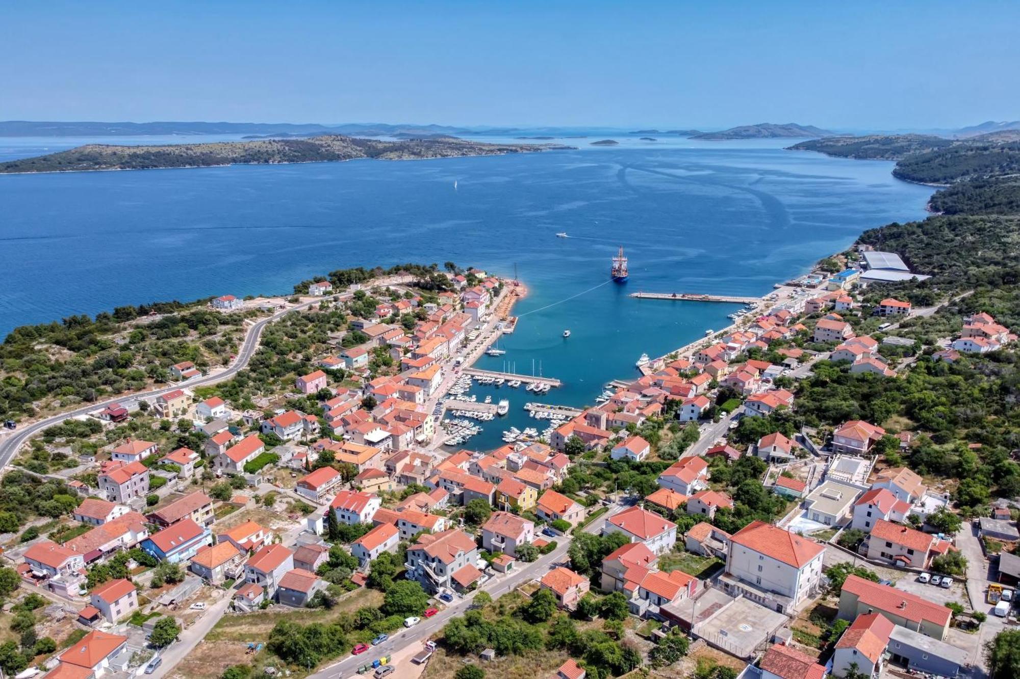 Apartments By The Sea Sali, Dugi Otok - 8121 ภายนอก รูปภาพ