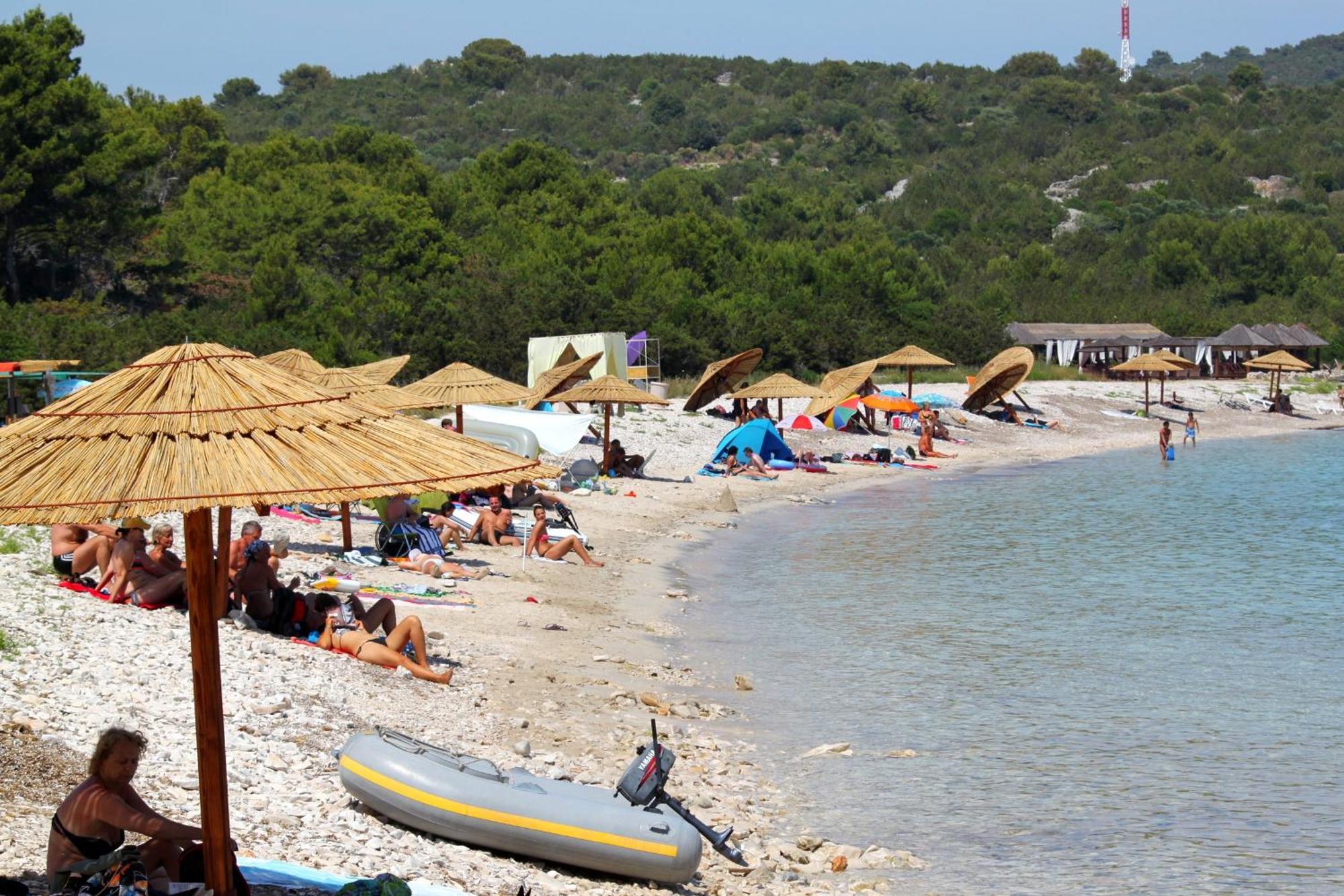Apartments By The Sea Sali, Dugi Otok - 8121 ภายนอก รูปภาพ